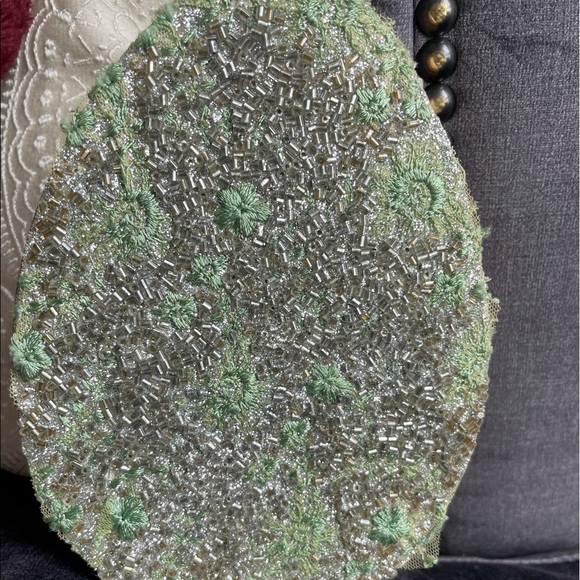 Home accent - Picture 3 of 4